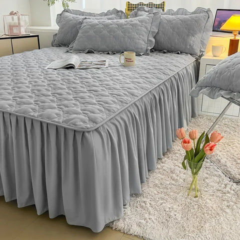 Sumptuous Solid Bed Skirt - High-Weight Water-Washed Quilted, 45cm Hem, Luxurious Touch for a Sophisticated Bedroom