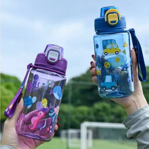 600ML Children's Water Bottle for Summer Student Drinking Bottle Plastic Sports Water Bottle Portable Anti-fall and Leak Proof