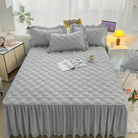 Sumptuous Solid Bed Skirt - High-Weight Water-Washed Quilted, 45cm Hem, Luxurious Touch for a Sophisticated Bedroom