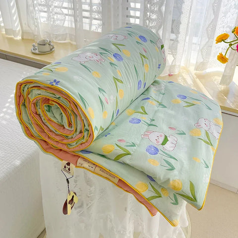 Washed Double Gauze Spring Summer Quilt Queen Grade A Lightweight Comforter Soya Fibre Filling Soft Breathable Summer Blanket