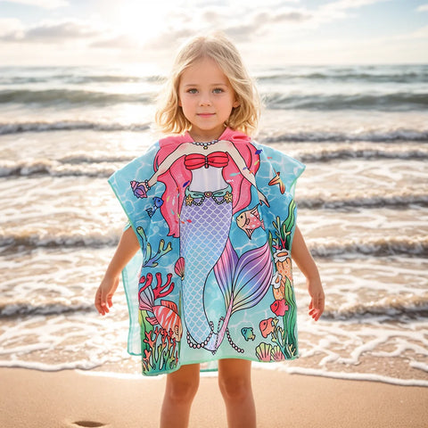 1 CHILDREN'S Hooded Bathrobe, Animal Play, CHILDREN'S Bath Towel, Beach Towel, Go out with a CHILDREN'S Cape