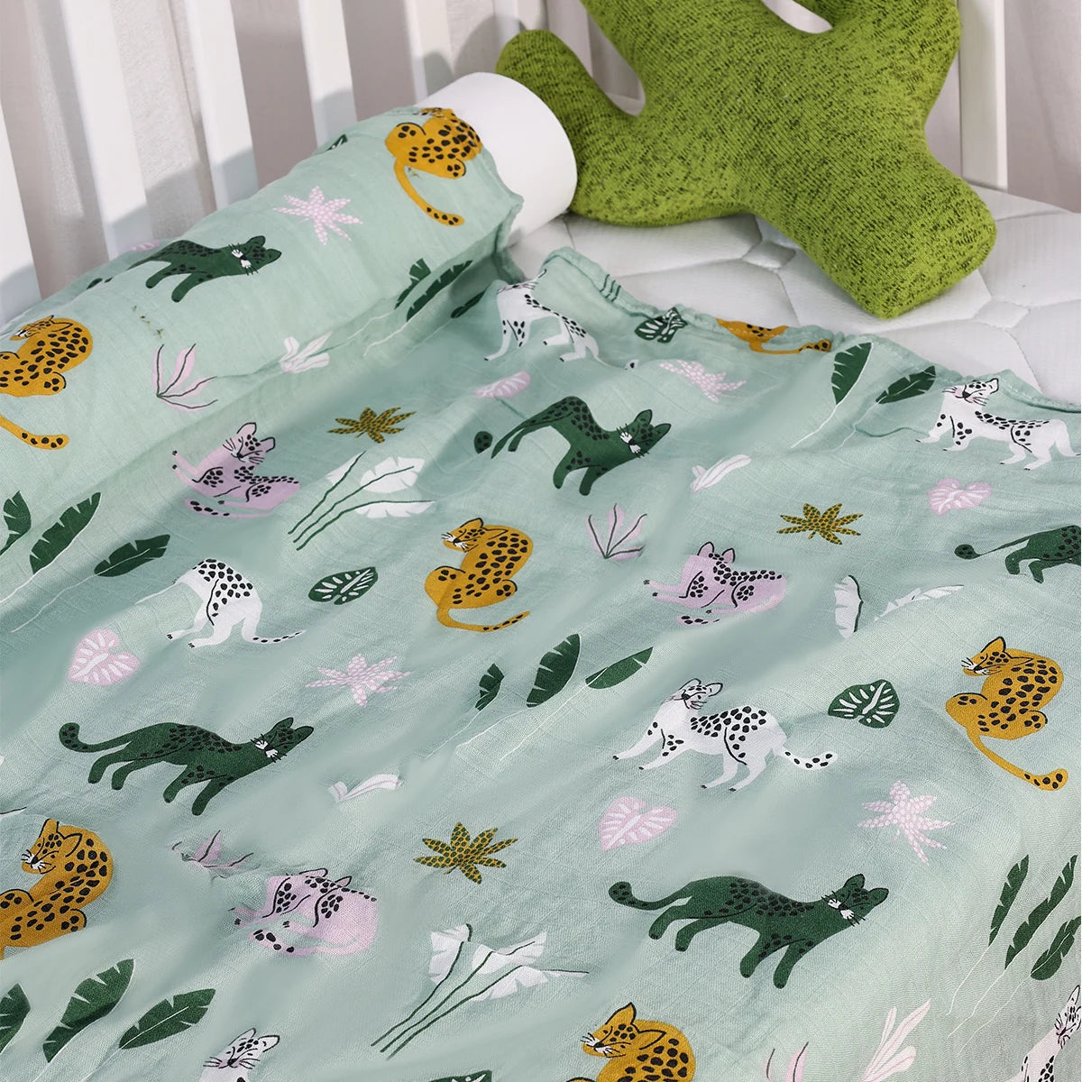 Happyflute 120*110cm Soft Muslin Bamboo Cotton Baby Wrap Animal Pattern Travel Newborn Multi-function Swaddle Sleeping Blanket