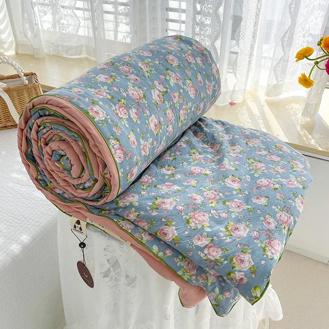 Washed Double Gauze Spring Summer Quilt Queen Grade A Lightweight Comforter Soya Fibre Filling Soft Breathable Summer Blanket